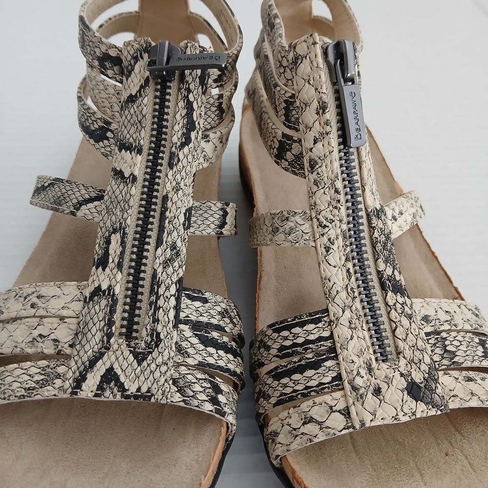 Ara Beige and Black Strappy Sandals New $22 - Picture 8 of 8